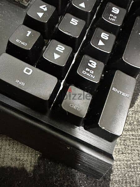 Used Gaming Keyboard and DDR4 Ram Corsair for sale 3