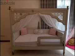 Beautiful 4-Poster Bed for Sale - Includes Mattress 0
