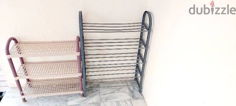 shoe rack in good condition 1