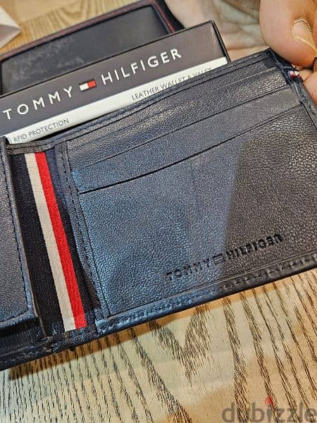 EID OFFER: Tommy Hilfigure men's wallet 1