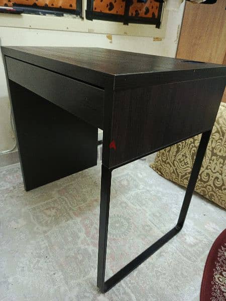 Computer Table for Office Use 3