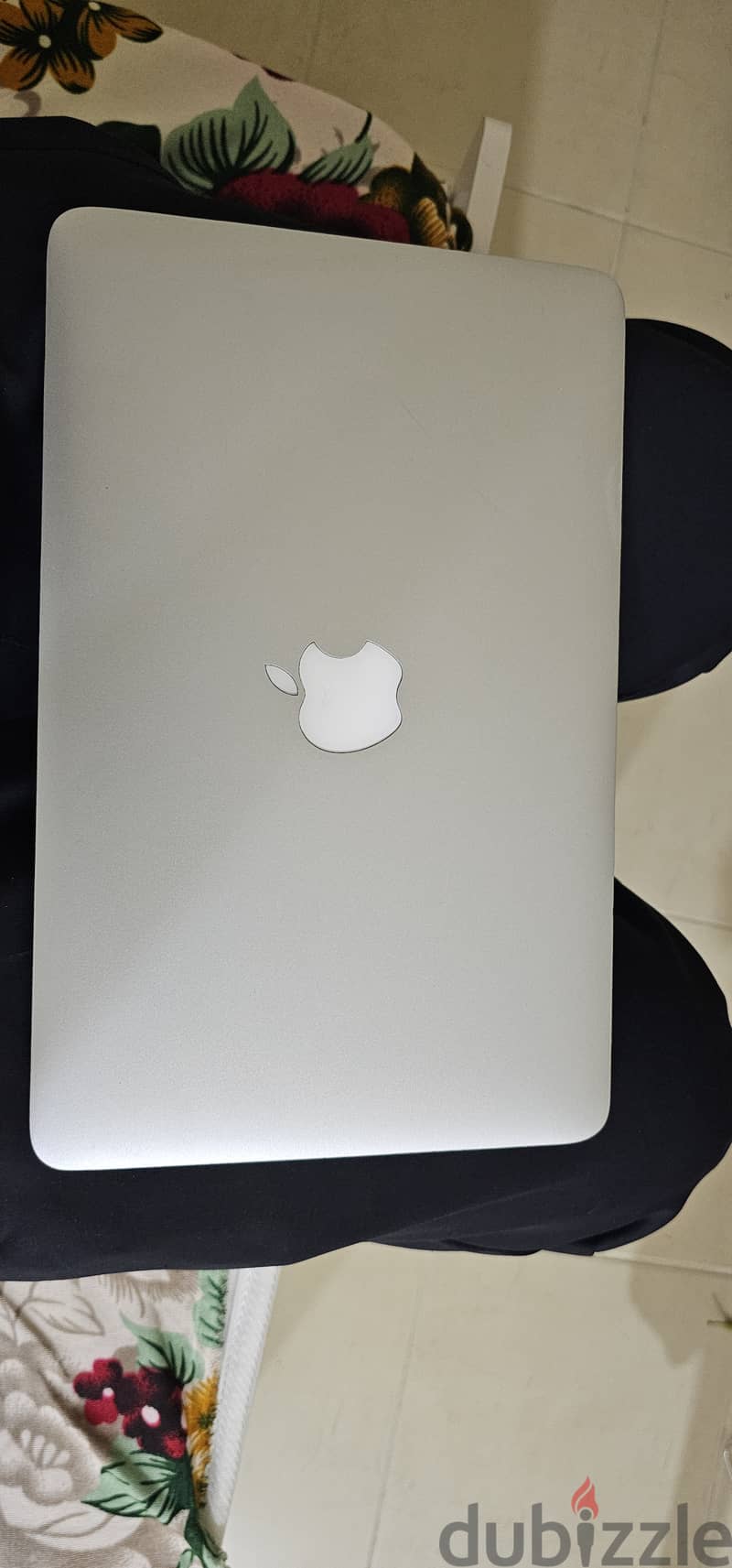 Macbook air for sale in juffair 2012 model 64gb 2