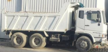 truck with driver available for monthly rent 0