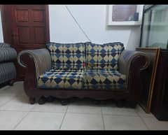 I sell 9 seater sofa with coffee table.