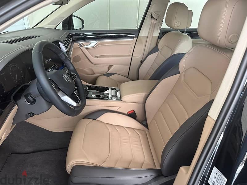 Stunning 2023 Volkswagen Touareg - Ultimate Luxury and Performance 3
