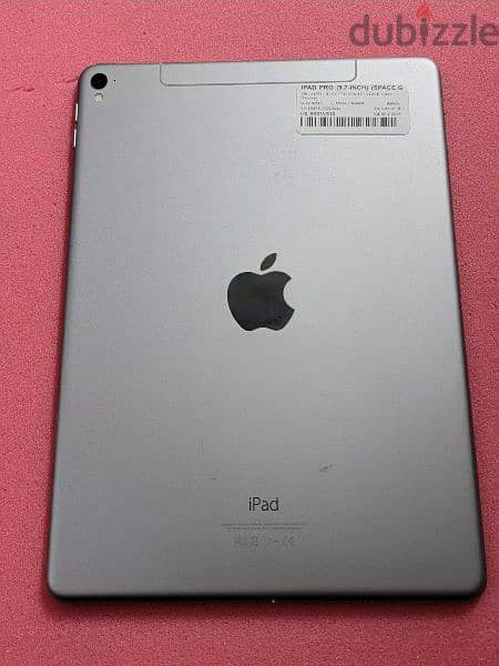 iPad Pro 1st Gen 256gb Excellent condition 2
