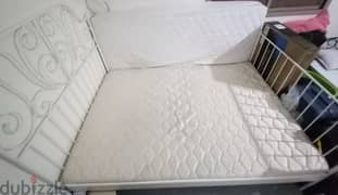 Queen size bed with mattress for sale 150x200
