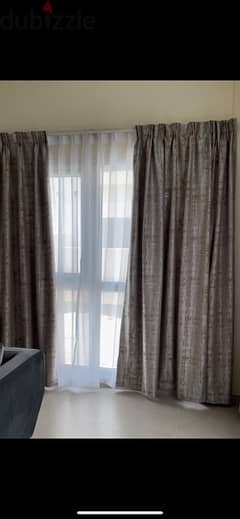 2 curtains for sale ( very good condition )