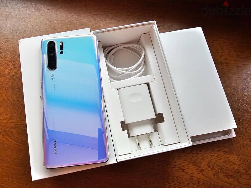 Huawei p30 pro 256 gb new condition box with accessories 1