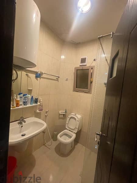 Well furnished Room in posh area of Mahooz with Lift and parking space 4