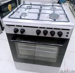 4 Burners 60x60 (USED) Excellent Condition WhatsApp34057625