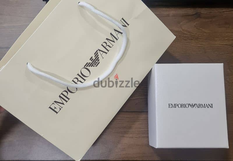 ORIGINAL EMPORIO ARMANI BRAND NEW WATCH 12