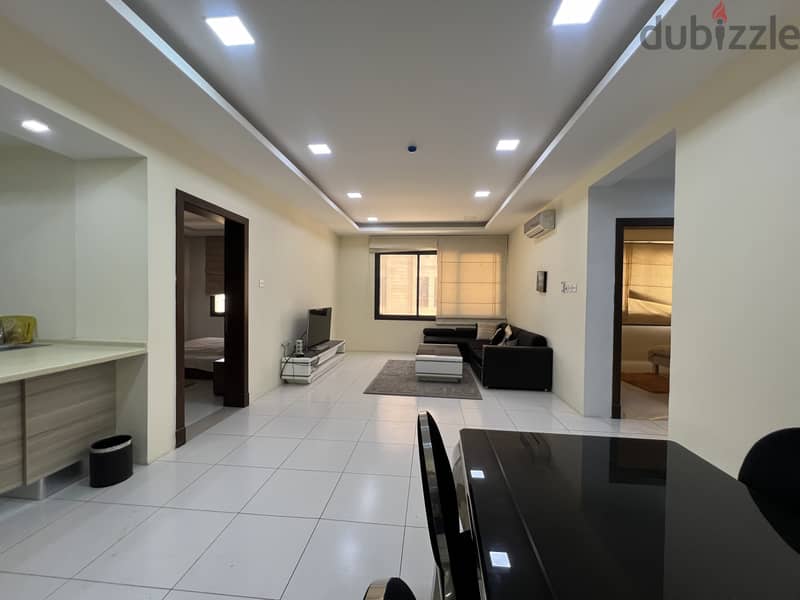 Ready to Move in Near Al Merkado Mall 3 Bed Apt 0