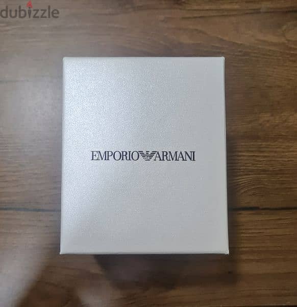 ORIGINAL EMPORIO ARMANI BRAND NEW WATCH 10