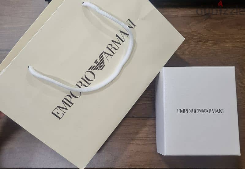 ORIGINAL EMPORIO ARMANI BRAND NEW WATCH 13