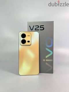 VIVO v25 8/128 new condition box with accessories