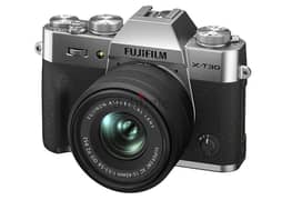 fujifilm x-t30 with lens 15-45 mm