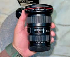 canon Lens 16-35 second edition and lens aperture 2.8L clean