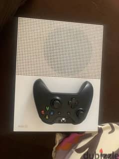 xbox one s with one controller in excellent condition