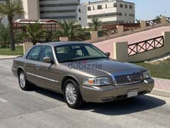 FORD GRAND MARQUIS LOW MILEAGE