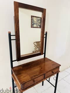Good condition dressing table