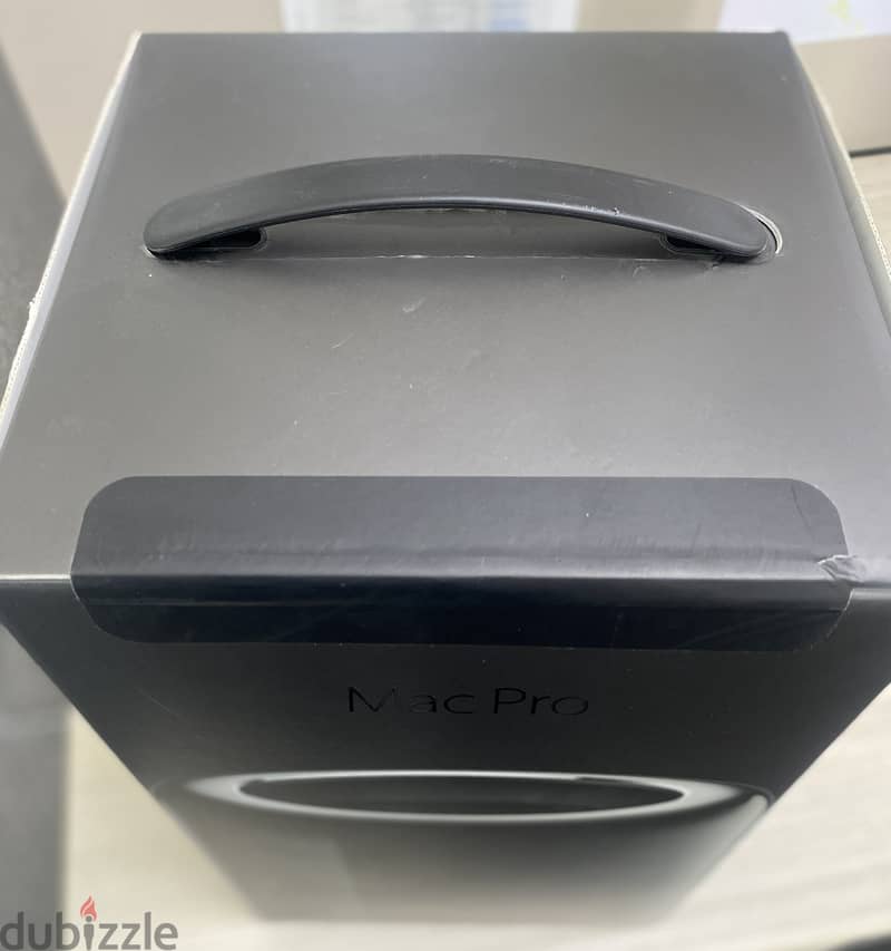 New Sealed in Box Apple MacPro 2013 5