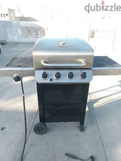 Gass BBQ with touch stove