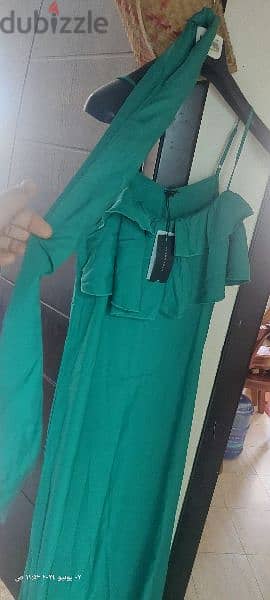 green dress. . body corset. . new not used 8