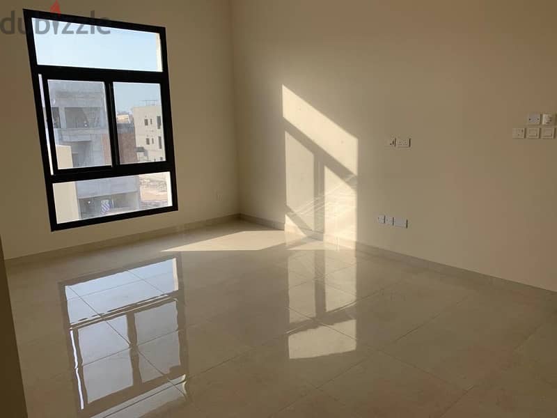 3 Bedrooms apartment in Zinj BD 280 1