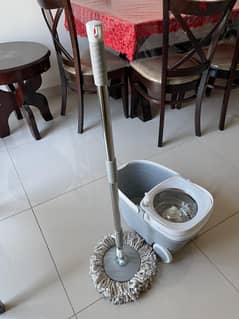 Mop Bucket - Almost new