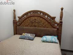 I want to sell my king size bed with mattress dressing table