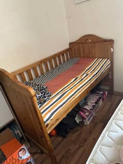 Single baby bed