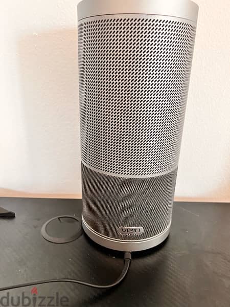 Vizio Bluetooth speaker slightly used 1