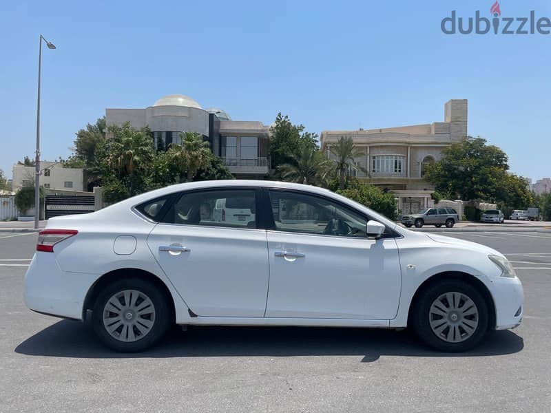 NISSAN SENTRA YEAR 2016 EXCELLENT CONDITION { 33413208 , 33664049 } 3