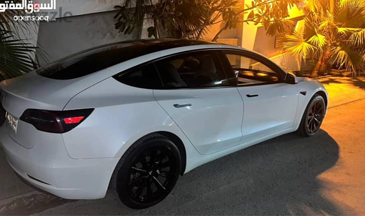 Tesla Model 3 excellent condition for sale 0