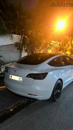 Tesla Model 3 excellent condition for sale 3