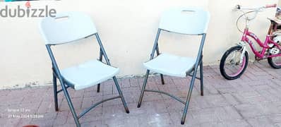 4 bd chairs outdoor + indoor