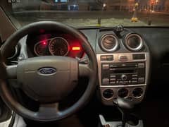 Ford Figo 2015