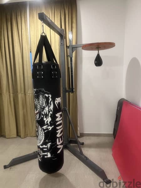 heavy duty stand from TKO and Venum punching bag 3