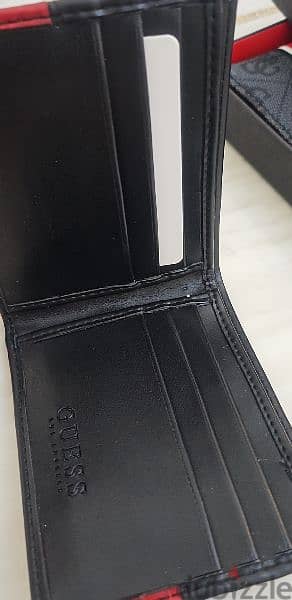 GUESS men wallet. 100% original 1