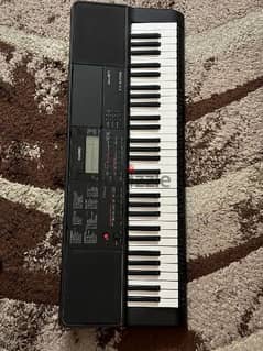 Casio CT-X700 Piano Keyboard