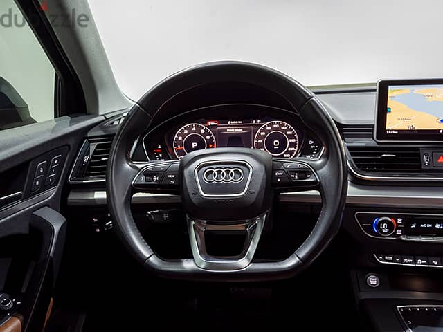 Audi Q5 2019, Full dealer maintained, Excellent conidtion 12