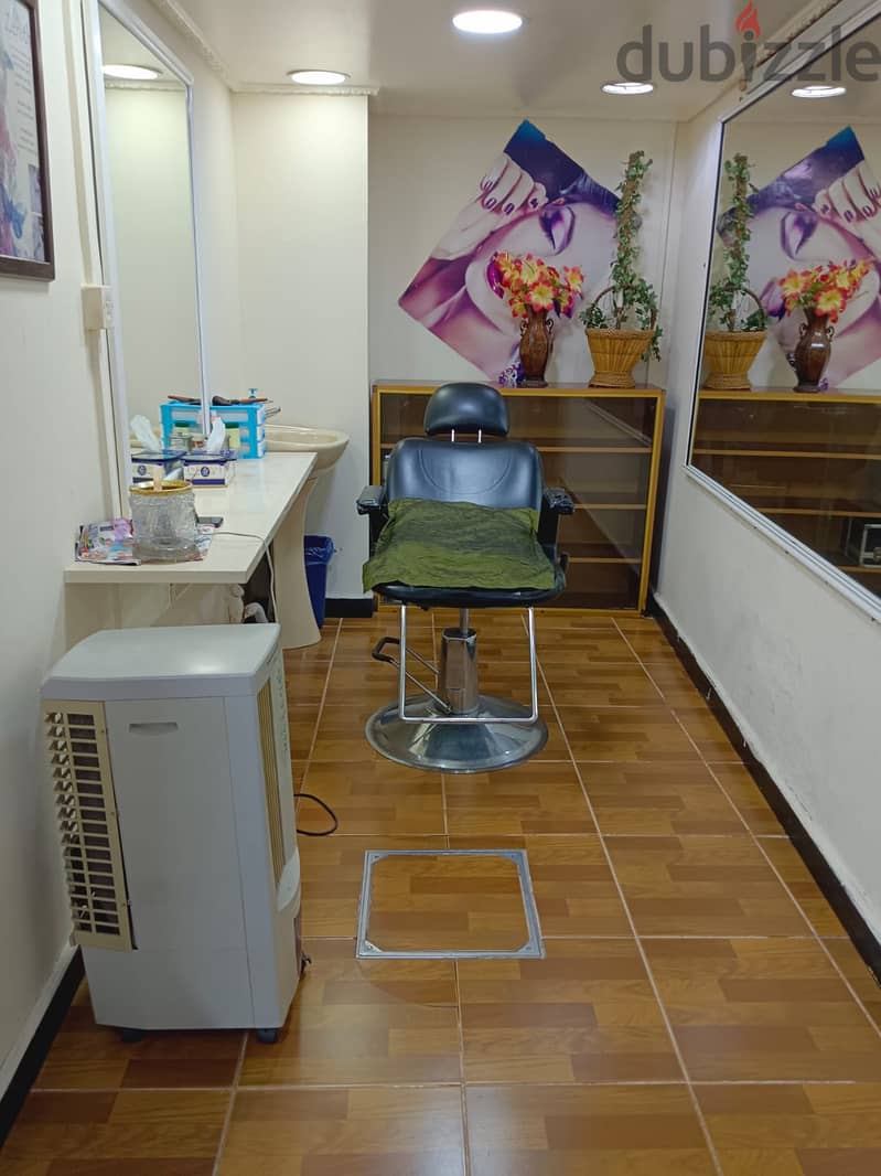 Ladies Beauty Salon for sale- MOVE IN READY 4