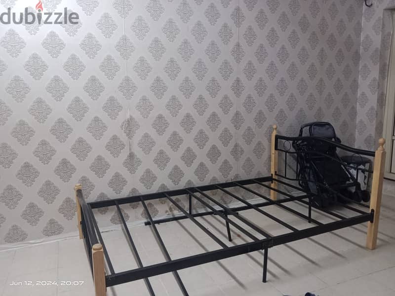 Double Size Bed For Sale, Size: 120cm X 190 Cm 0