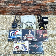 Playstation 1 small Old is like gold
