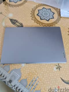 Lenovo IdeaPad Slim 3 15IAN8