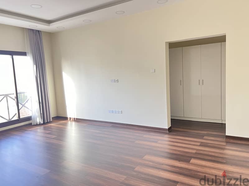 Great Price/New Spacious 3 +1 bdr Villa in Janabiya 7