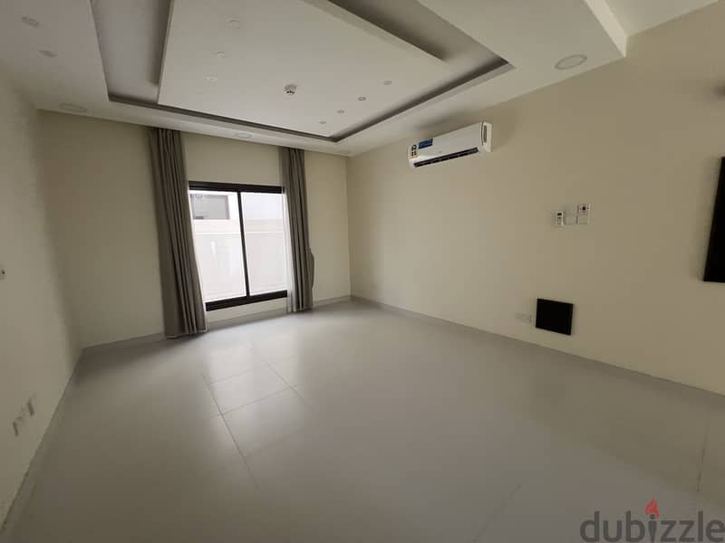 Great Price/New Spacious 3 +1 bdr Villa in Janabiya 8