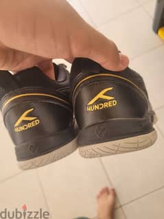 indoor shoes / badminton shoes