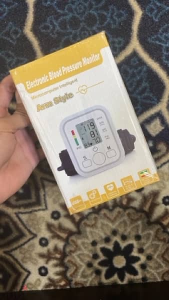 Blood pressure monitor جهاز قياس ضغط الدم 8